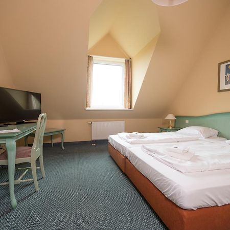 Hotel Ziegenkrug Schweriner Tor Pampow Εξωτερικό φωτογραφία