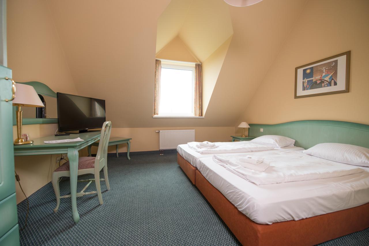 Hotel Ziegenkrug Schweriner Tor Pampow Εξωτερικό φωτογραφία