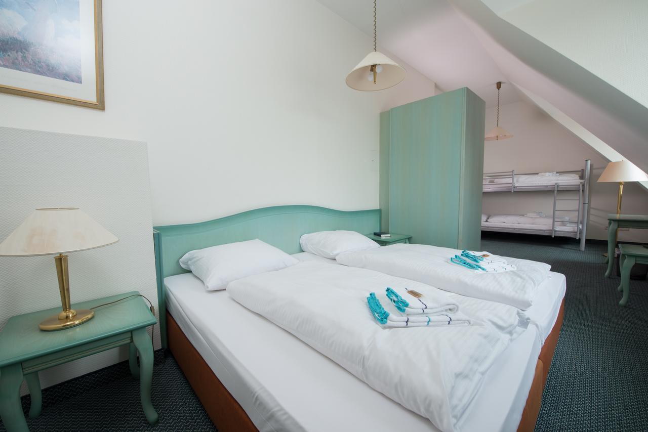 Hotel Ziegenkrug Schweriner Tor Pampow Εξωτερικό φωτογραφία